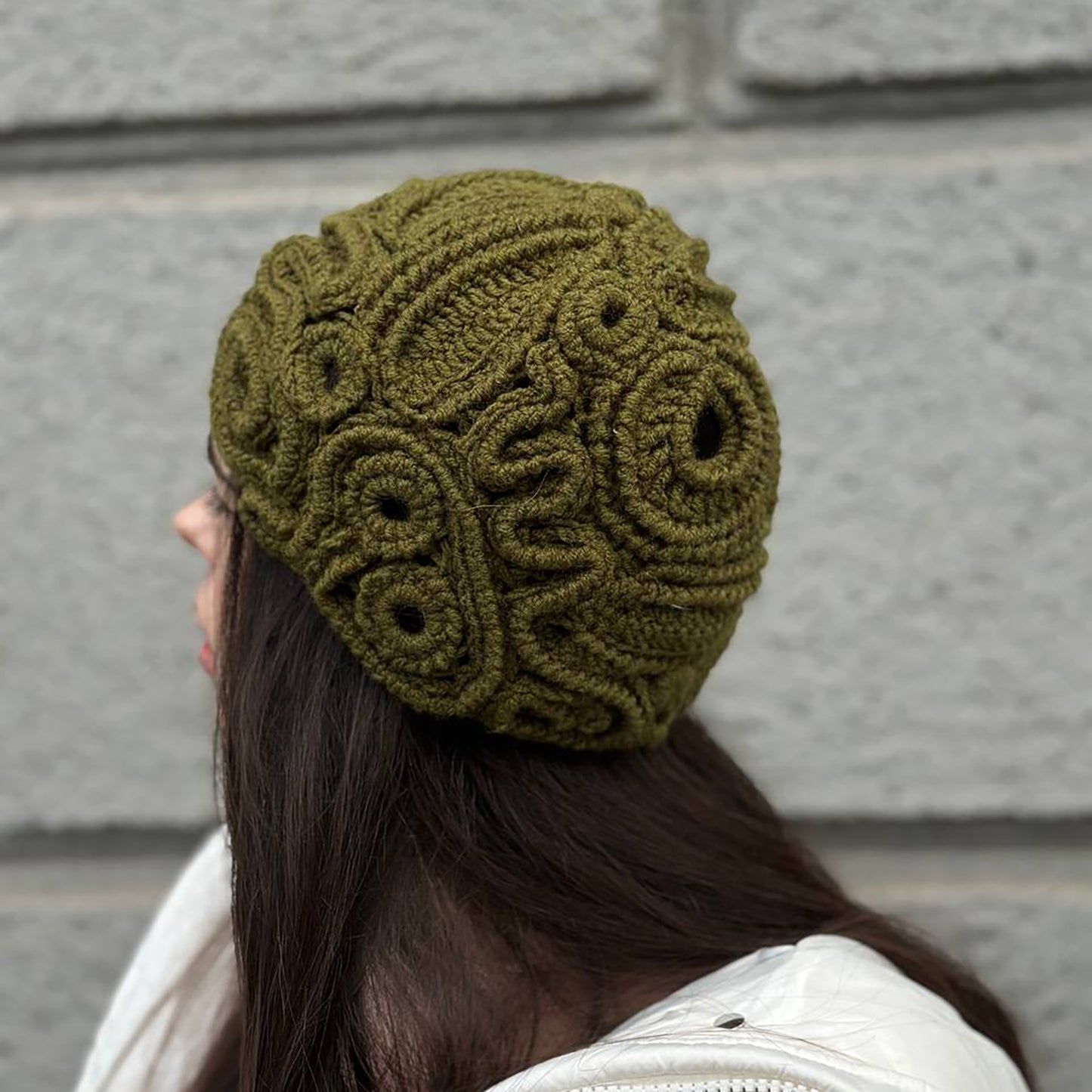 Green Irish Crochet Hat – Handcrafted Nature-Inspired Elegance