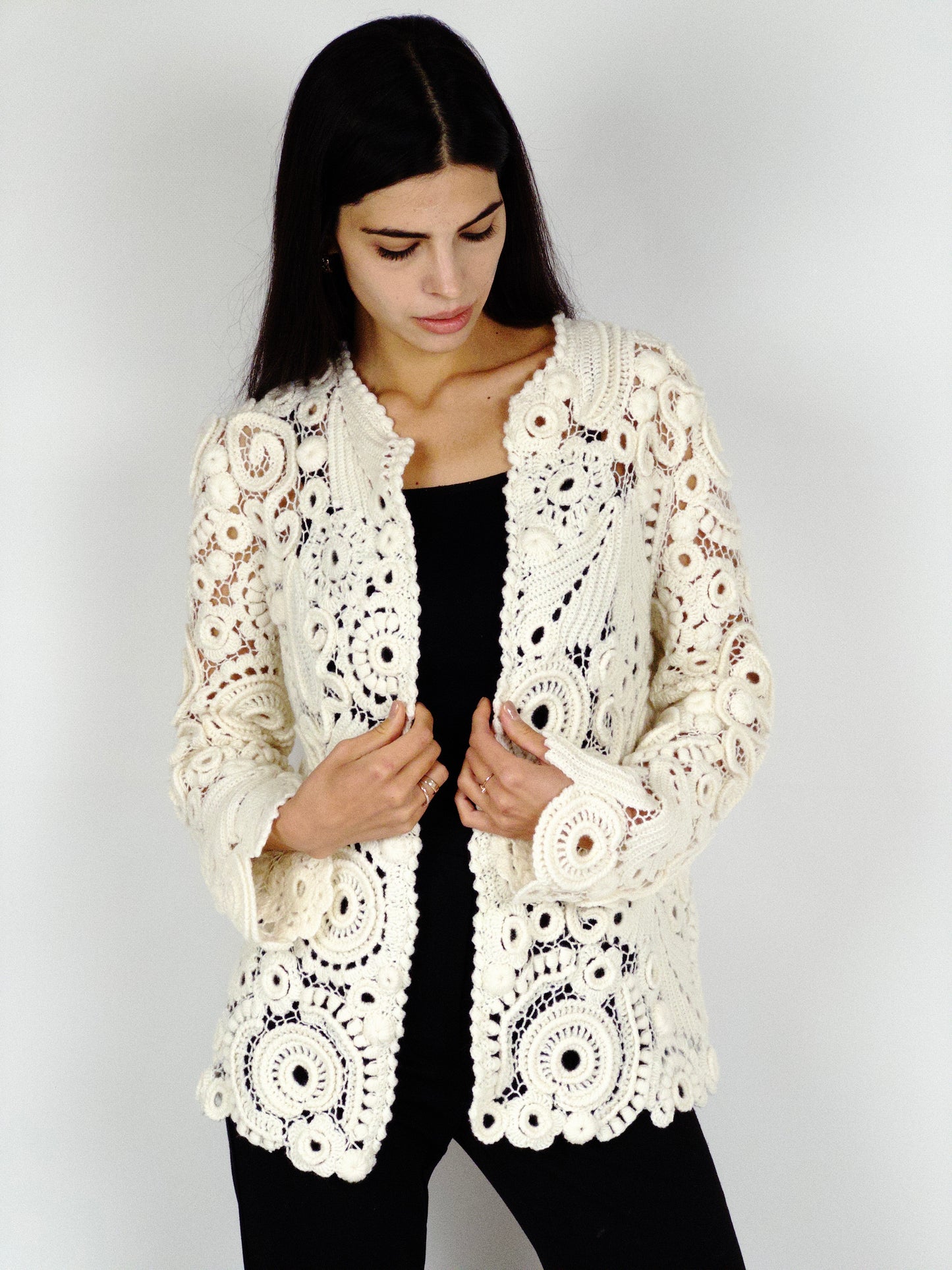 🕊️ Irish Crochet Lace Cardigan – Handmade White Boho Jacket