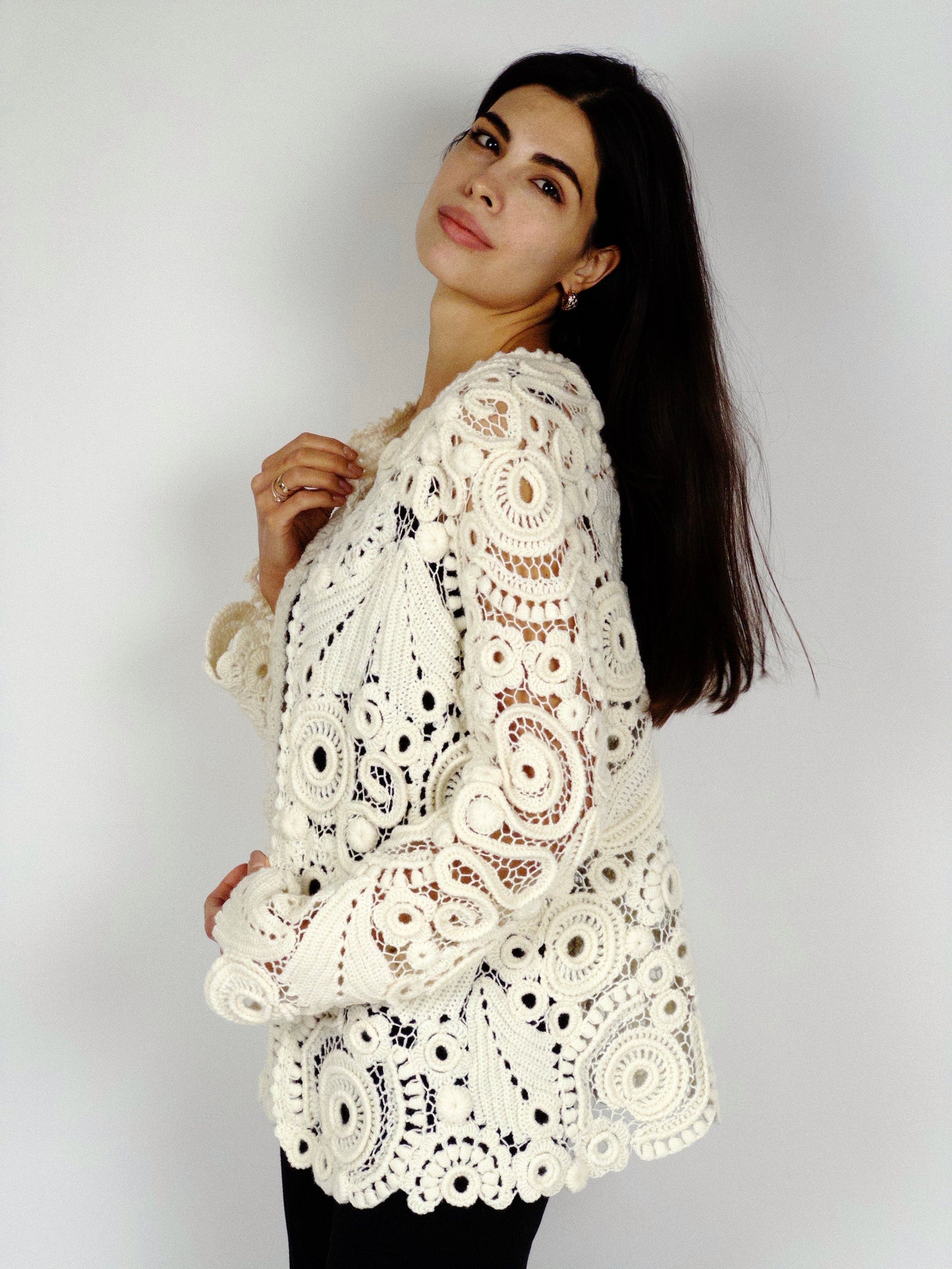 🕊️ Irish Crochet Lace Cardigan – Handmade White Boho Jacket