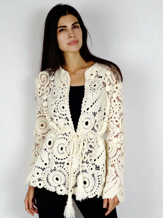 🕊️ Irish Crochet Lace Cardigan – Handmade White Boho Jacket