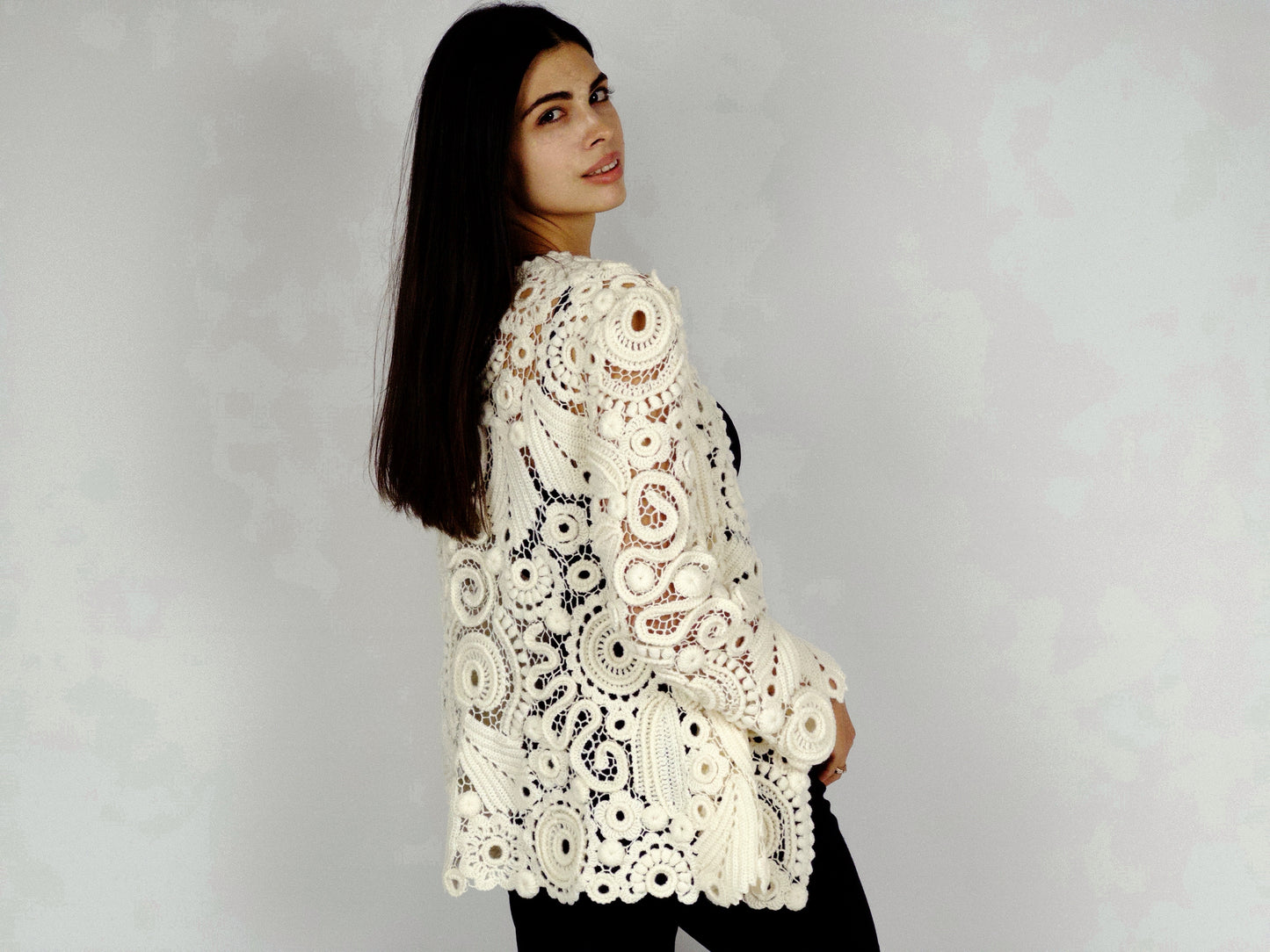 🕊️ Irish Crochet Lace Cardigan – Handmade White Boho Jacket