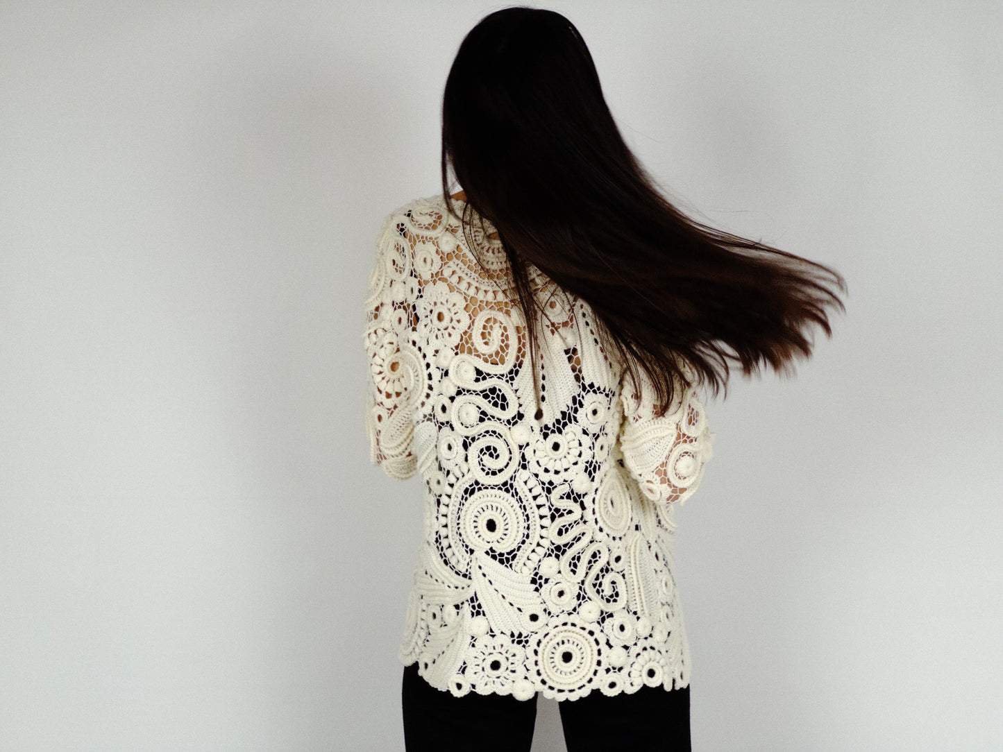 🕊️ Irish Crochet Lace Cardigan – Handmade White Boho Jacket