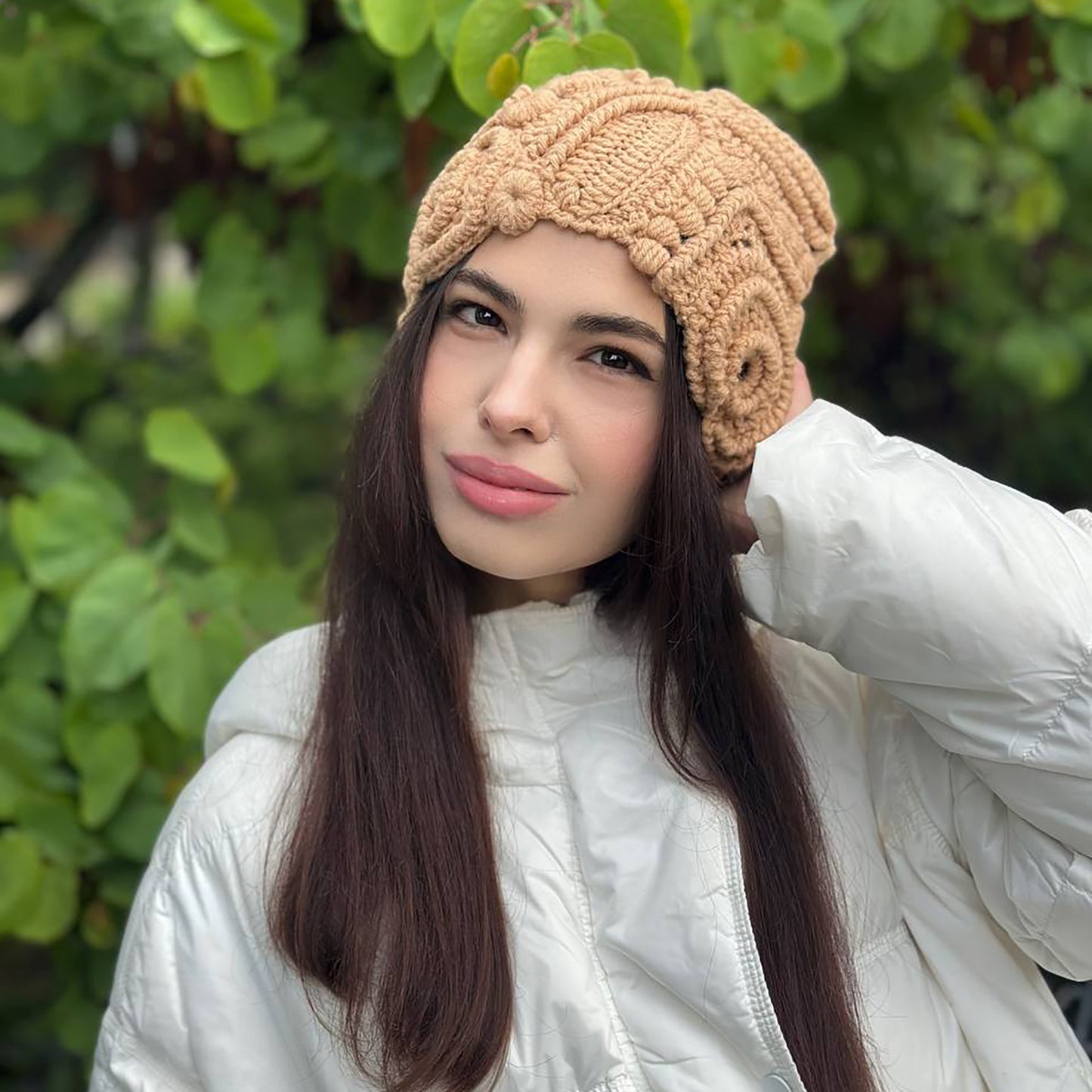 Handmade Beige Irish Crochet Hat – Neutral Elegance with Timeless Craft