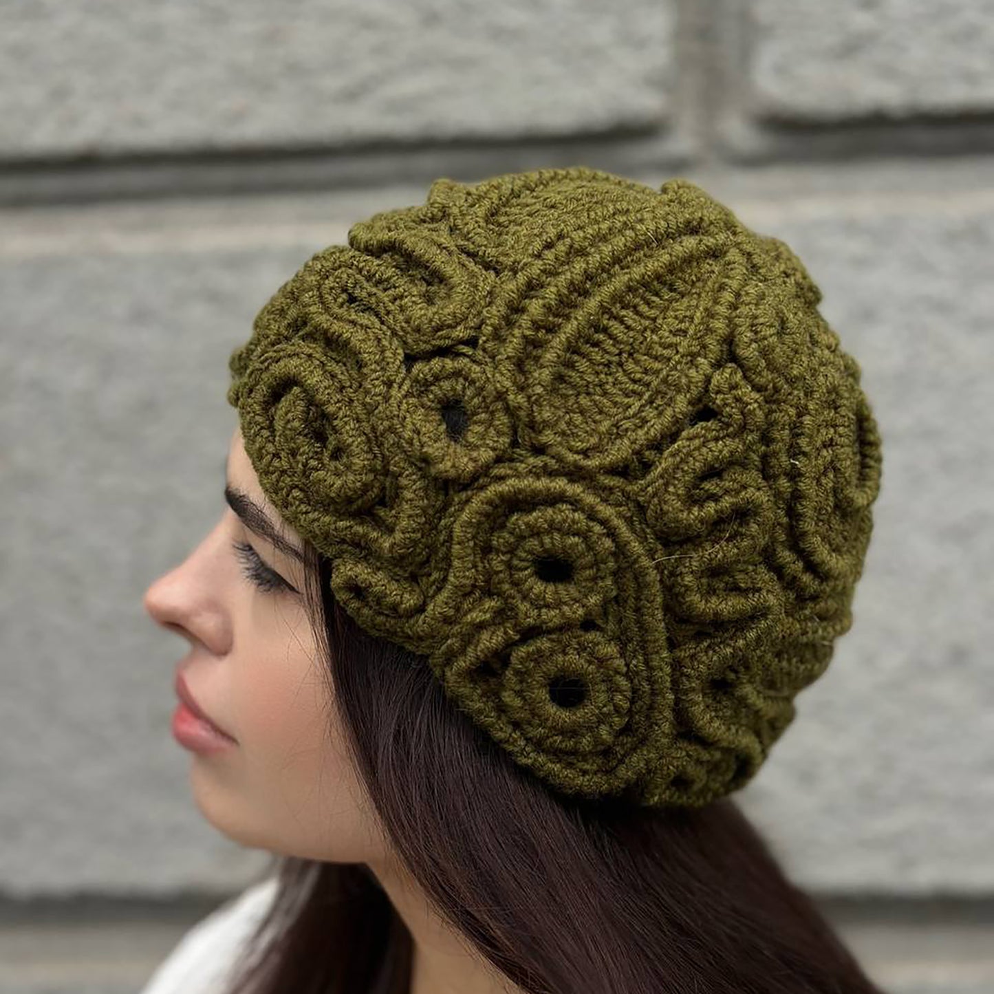 Green Irish Crochet Hat – Handcrafted Nature-Inspired Elegance