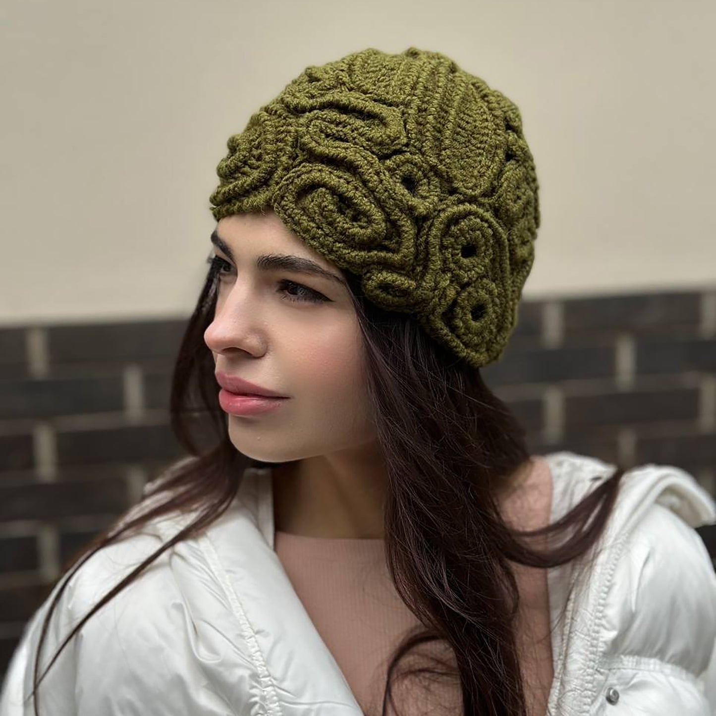 Green Irish Crochet Hat – Handcrafted Nature-Inspired Elegance