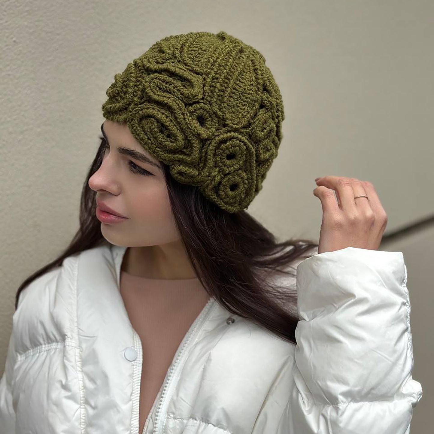 Green Irish Crochet Hat – Handcrafted Nature-Inspired Elegance