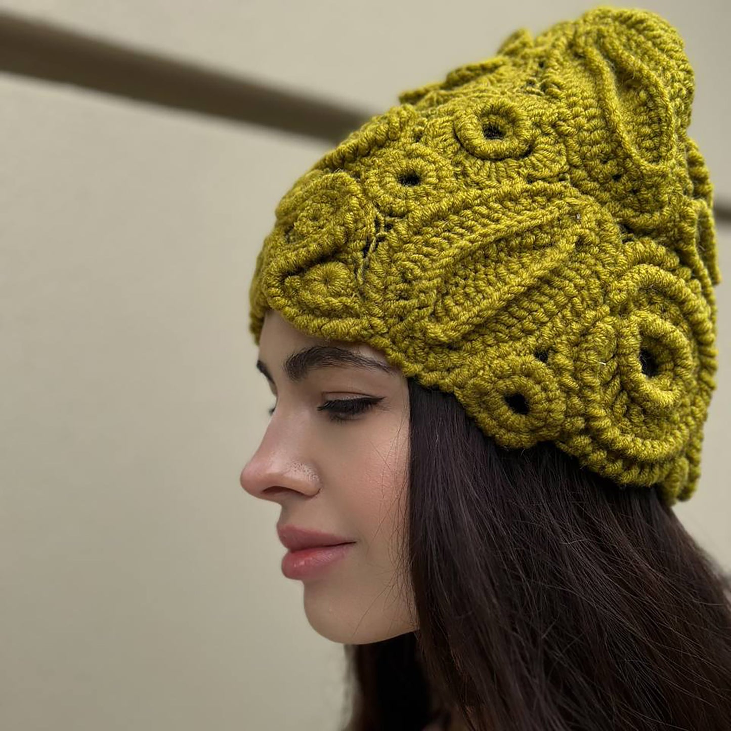 Handmade Light Green Irish Crochet Hat – Soft Elegance with a Fresh Twist