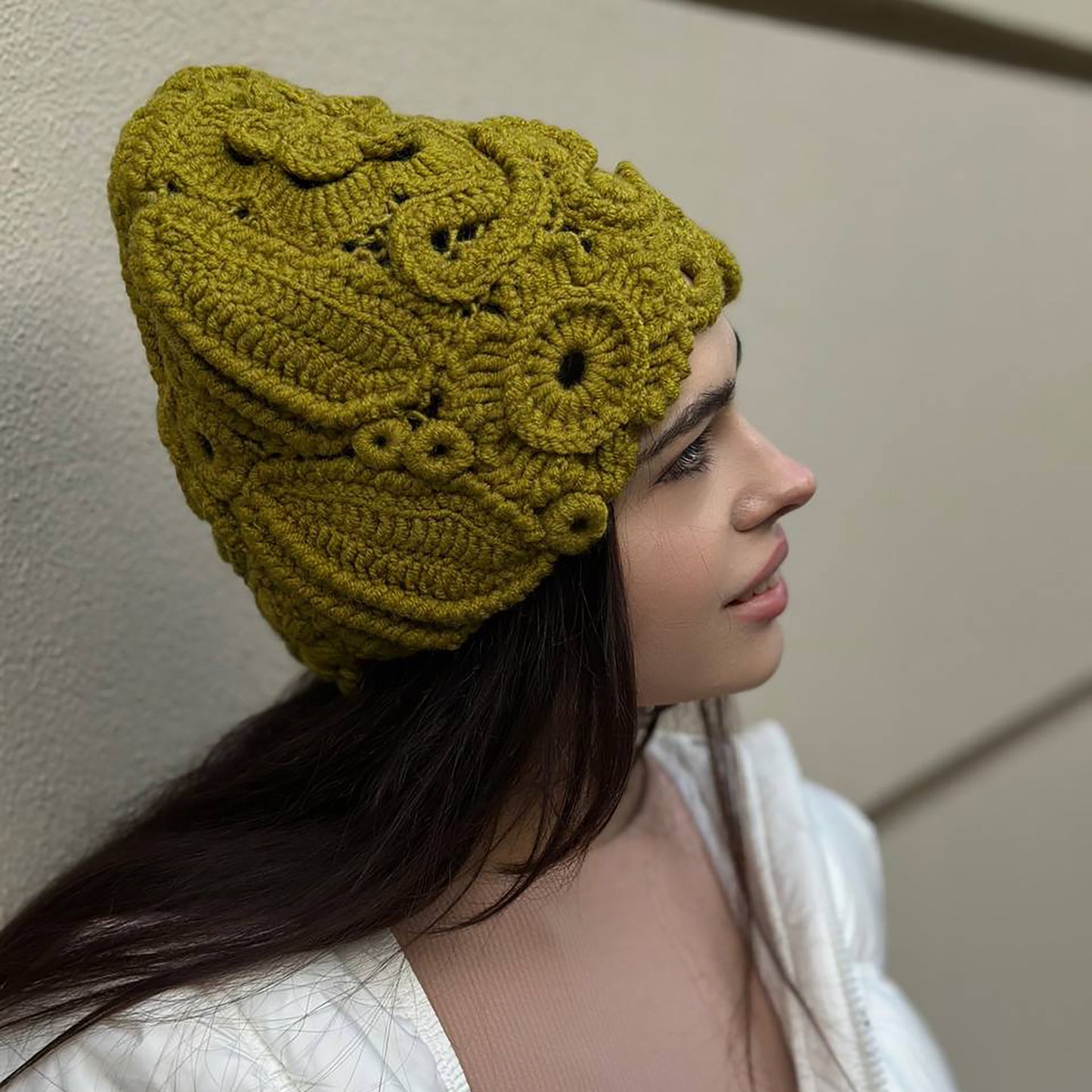 Handmade Light Green Irish Crochet Hat – Soft Elegance with a Fresh Twist